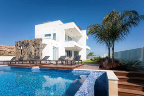 Sea Pearl Beachfront Villas - Breeze